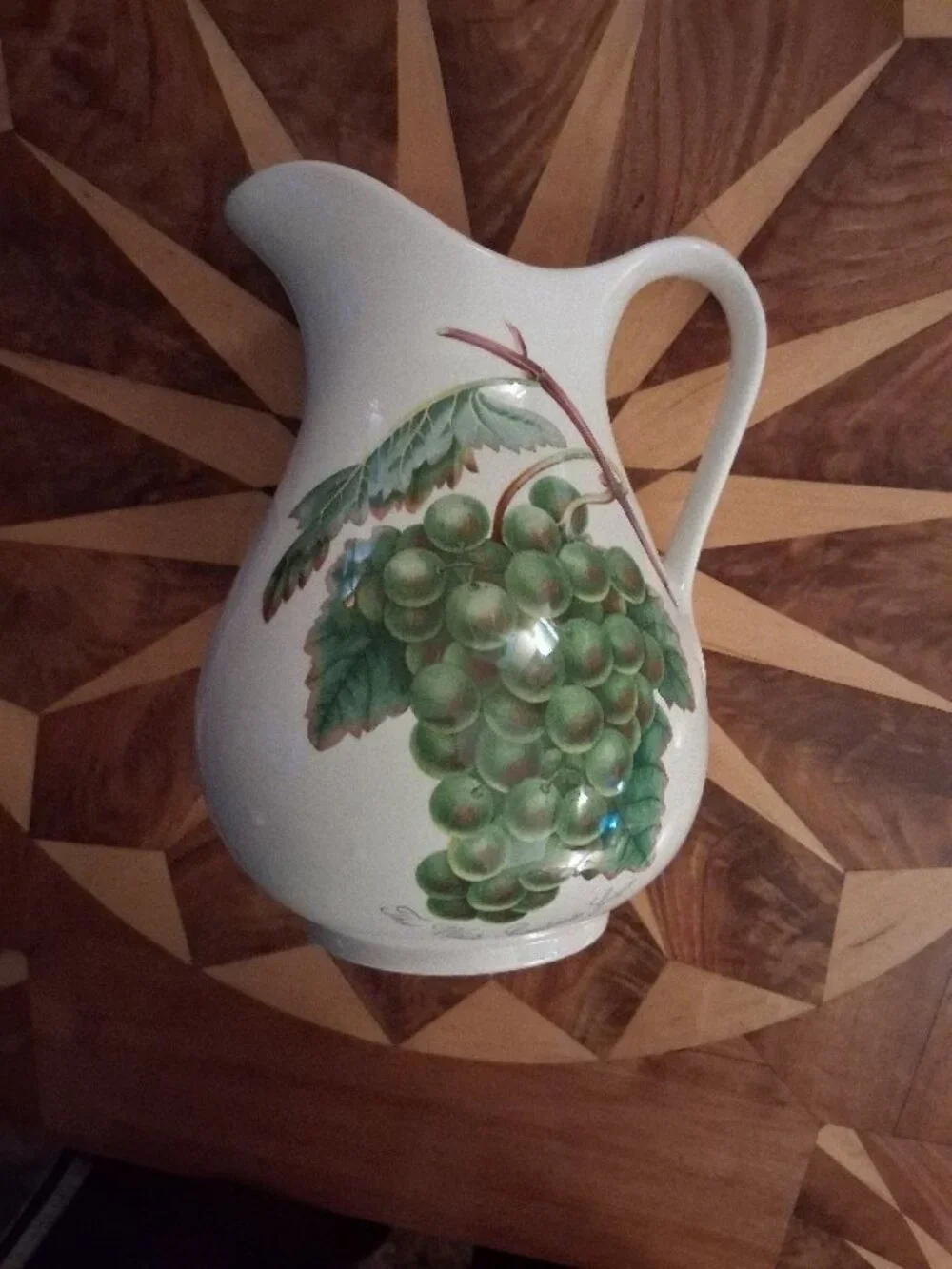 Vintage Portmeirion The White Sweetwater Grape  56oz Ponoma Pitcher~Discontinued